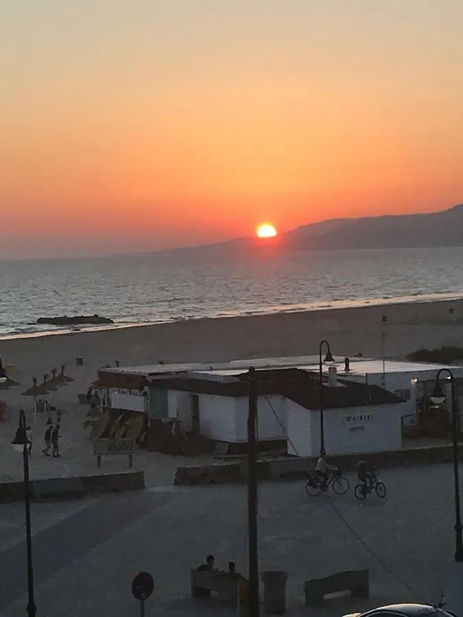 Tarifa Beachfront Large Apartment 西班牙